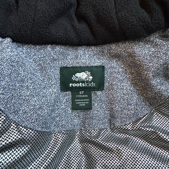 Roots Winter Coat 3T - Picture 4 of 5